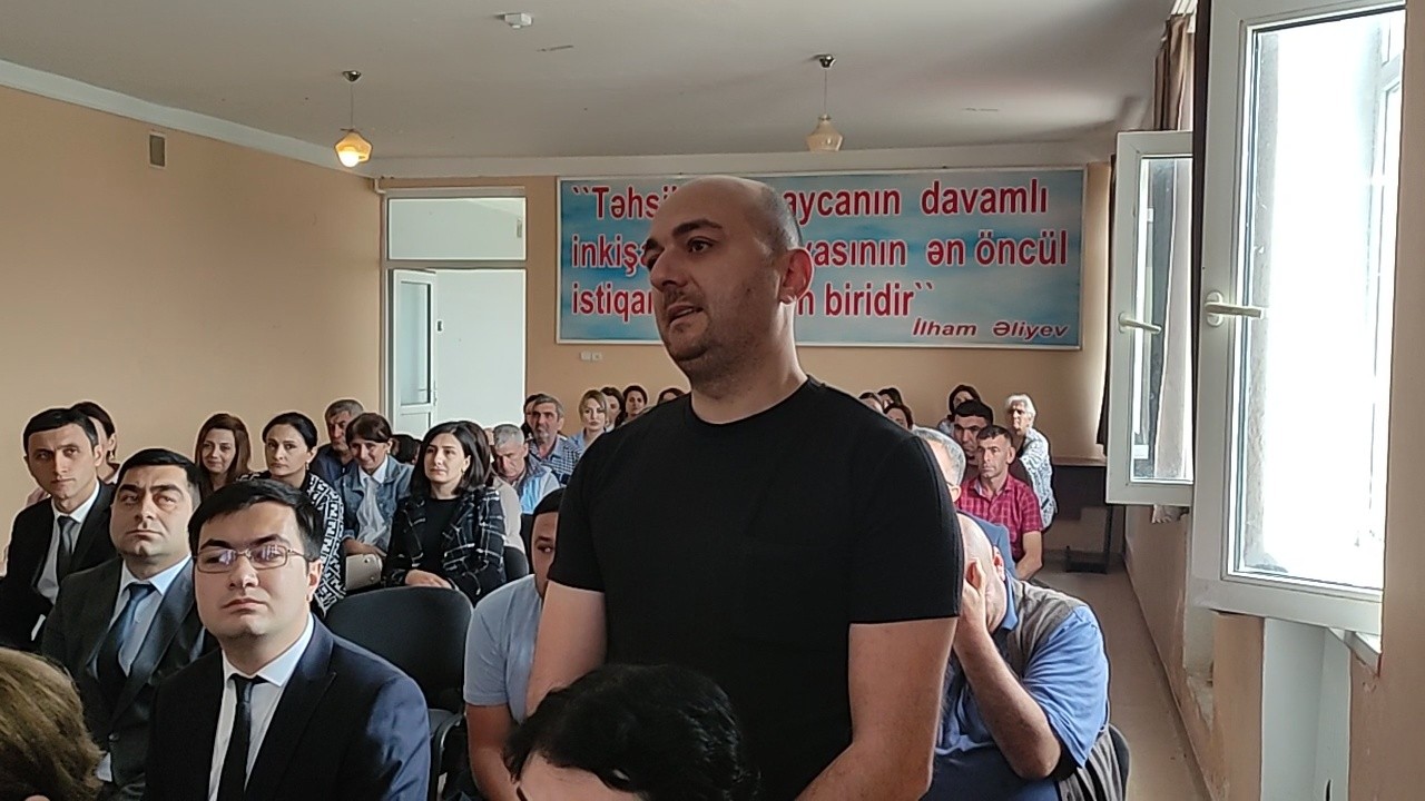 Seymur Orucov vətəndaşların səyyar qəbullarını davam etdirir - FOTOLAR